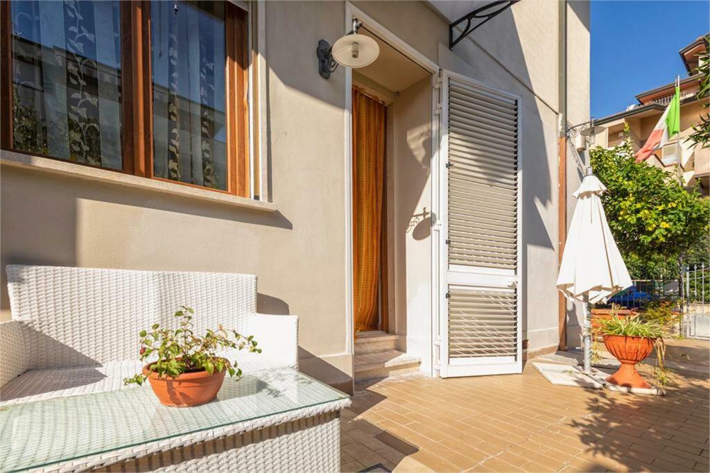 Casa Di Marina Viareggio Exterior foto